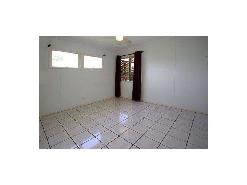 66 Dalton Street, Westcourt QLD 4870