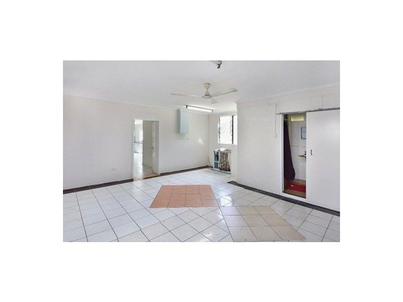 66 Dalton Street, Westcourt QLD 4870