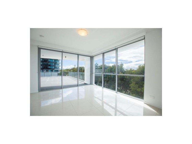 25-31 East Quay Drive,, Biggera Waters QLD 4216