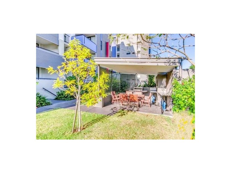 2180 LOGAN ROAD, Upper Mount Gravatt QLD 4122