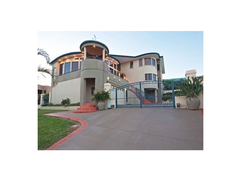 30 Ballah Crescent, Highland Park QLD 4211