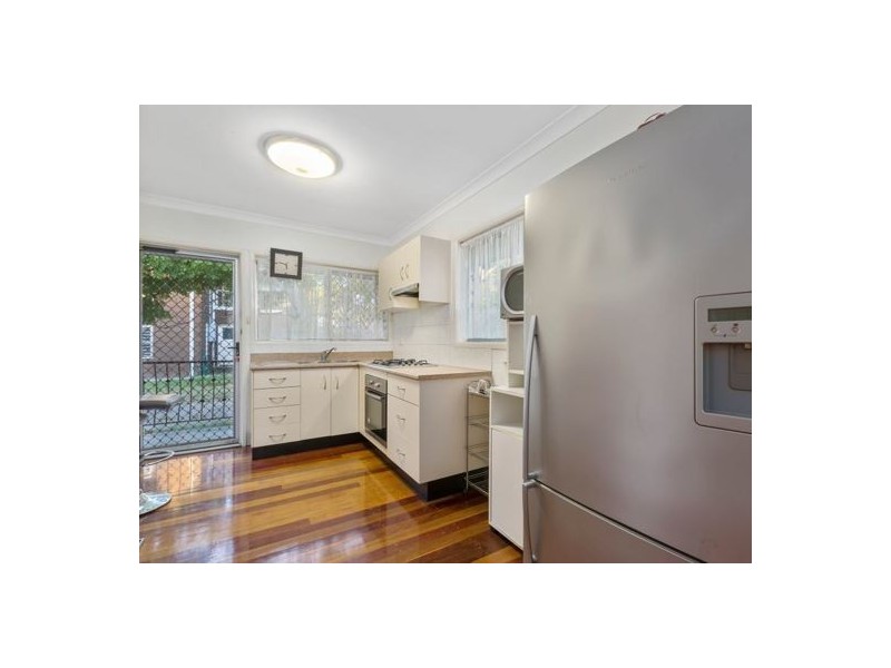 1/57 Crown st, Holland Park West QLD 4121