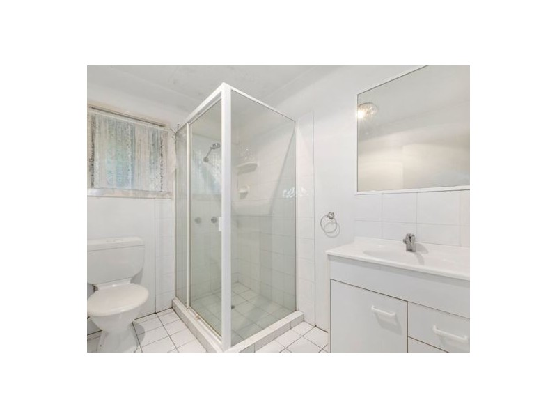 1/57 Crown st, Holland Park West QLD 4121