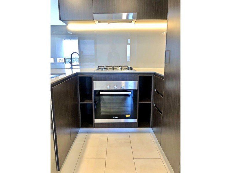 707 125 Station Road, Indooroopilly QLD 4068