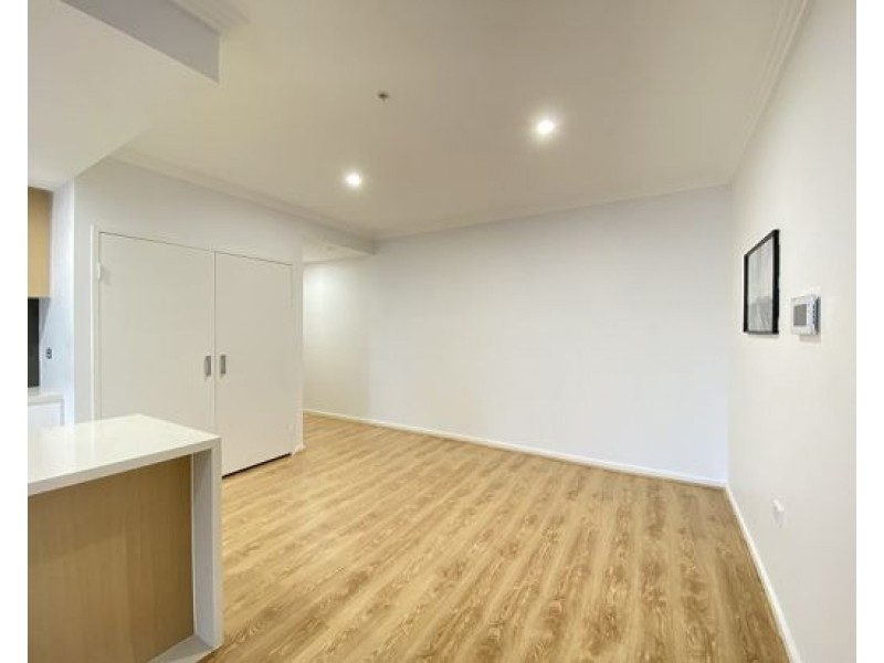 705/2 Lachlan Street, Liverpool NSW 2170