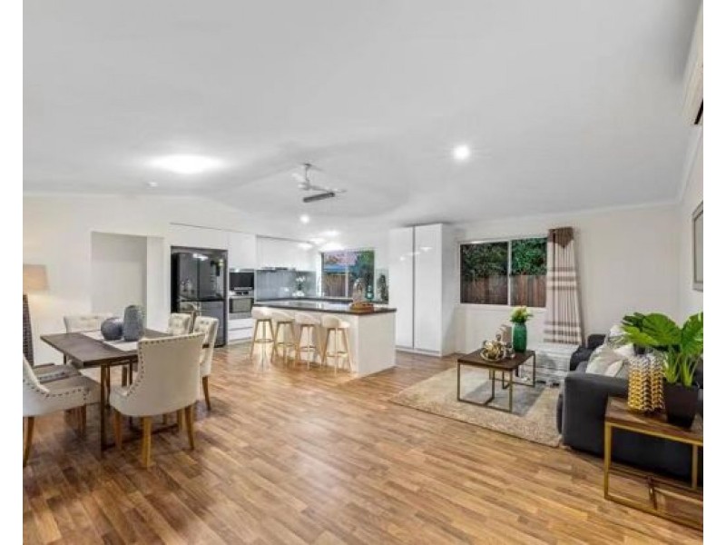 136 Warrigal Road, Runcorn QLD 4113