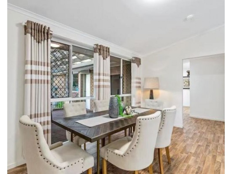 136 Warrigal Road, Runcorn QLD 4113