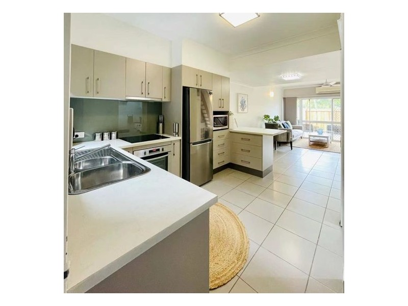 17-19 Marett Street, Stratford QLD 4870