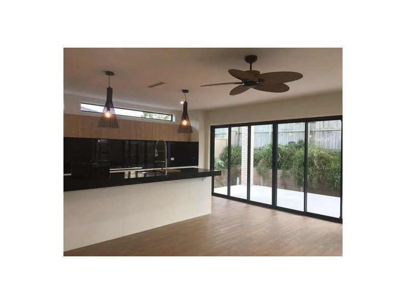 28 MARCUS DRIVE, Regents Park QLD 4118