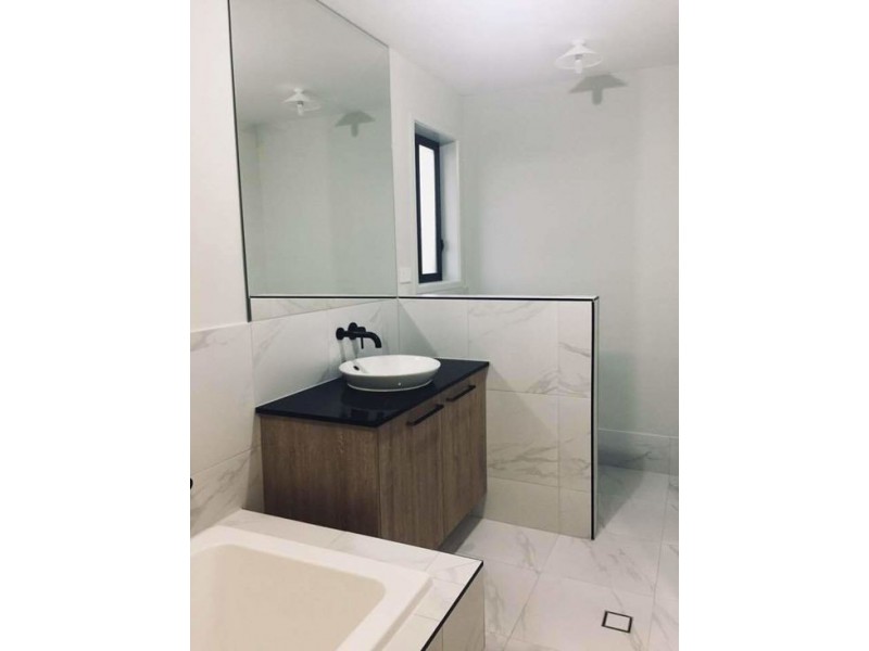 28 MARCUS DRIVE, Regents Park QLD 4118