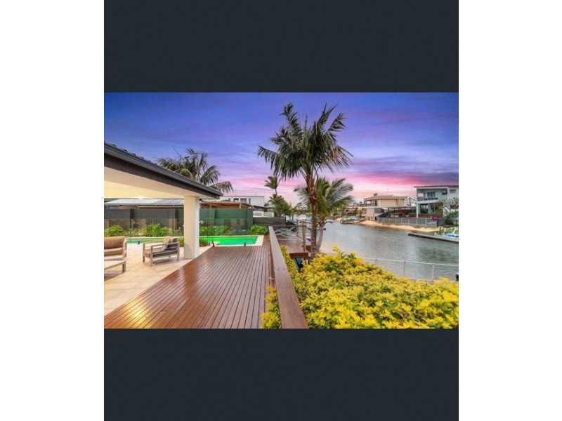 10 BURNLEY STREET, Newmarket QLD 4051