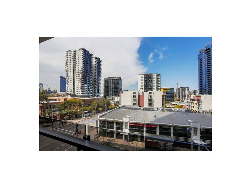 10909 1 Cordelia St, South Brisbane QLD 4101