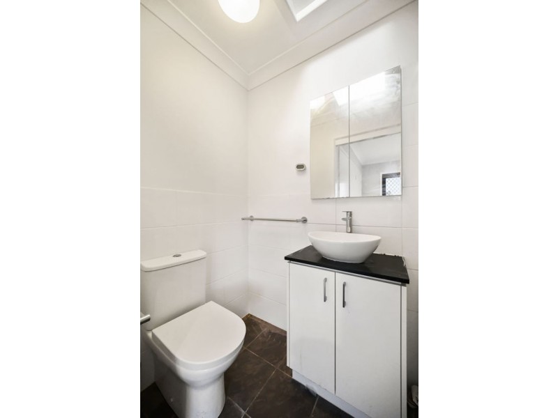 4/22 Mitre Street, St Lucia QLD 4067