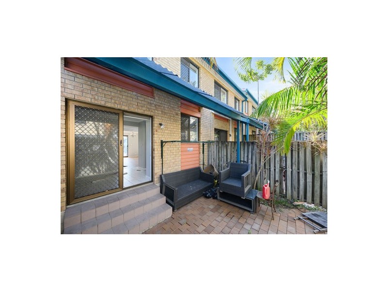 4/22 Mitre Street, St Lucia QLD 4067