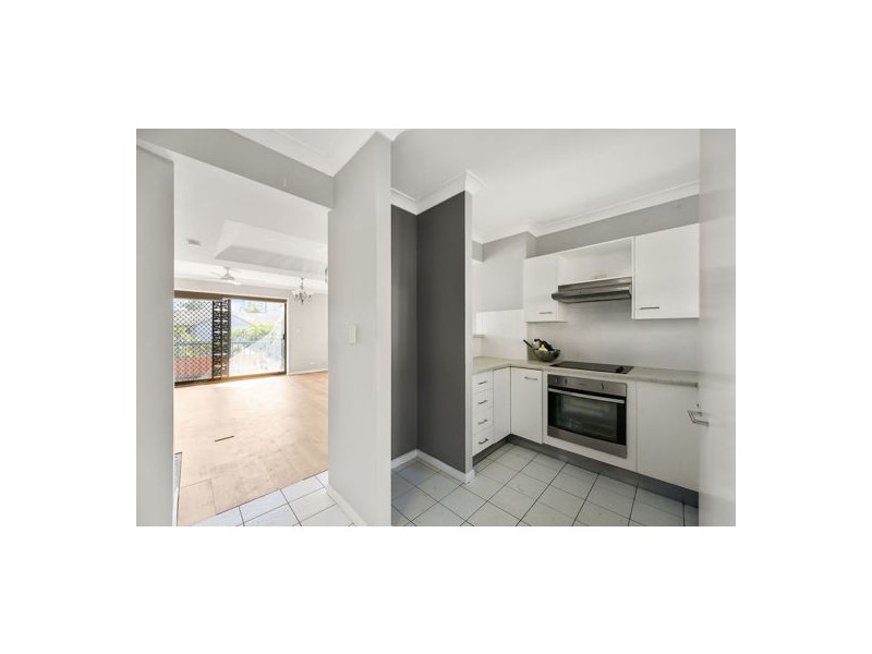 4/22 Mitre Street, St Lucia QLD 4067