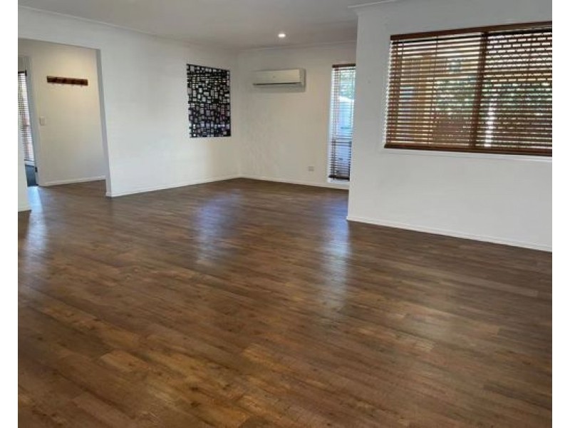 27 Grandview Place, Carindale QLD 4152