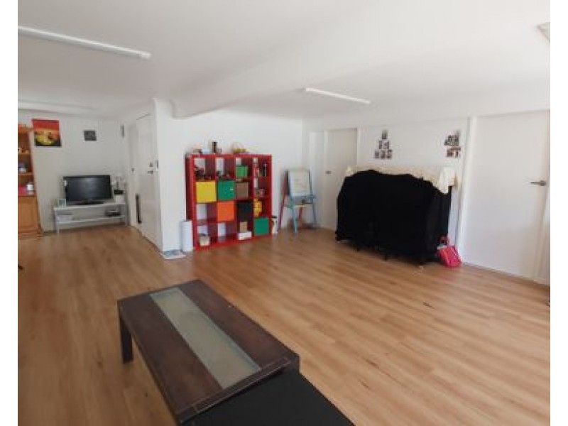 17 Larwood St, Upper Mount Gravatt QLD 4122