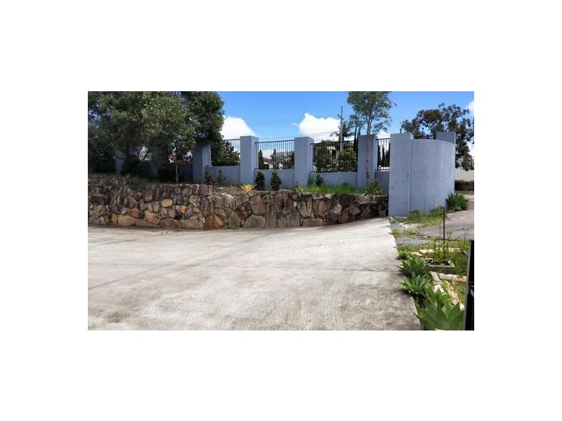 218 Springwood Road, Springwood QLD 4127