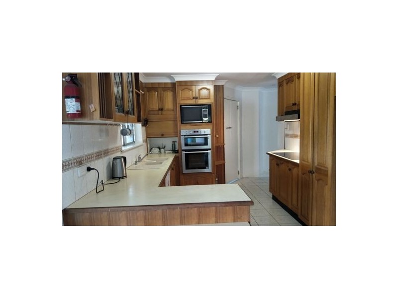 218 Springwood Road, Springwood QLD 4127