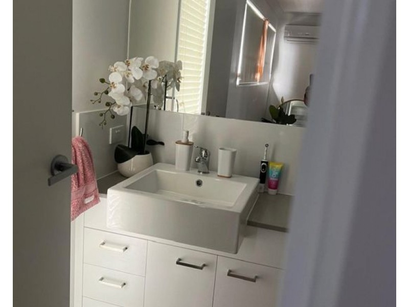 73 77 Avondale Crescent, Parkinson QLD 4115