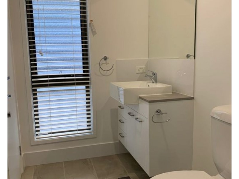 73 77 Avondale Crescent, Parkinson QLD 4115