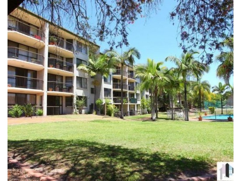 40 Murev Way, Carrara QLD 4211