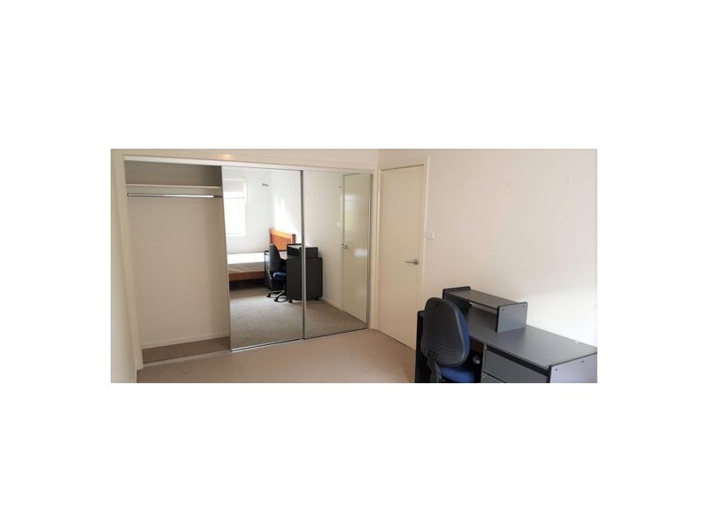 8 Macadam St, Page ACT 2614