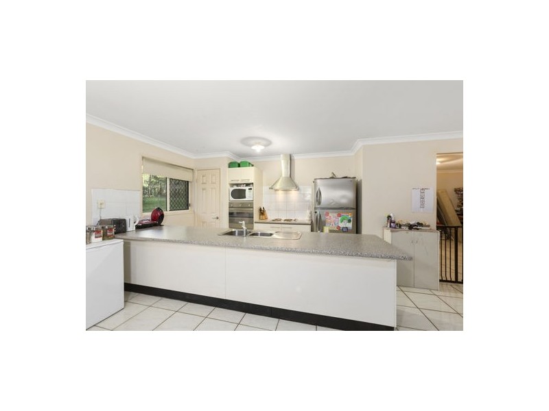 214 Park Ridge Rd, Park Ridge QLD 4125