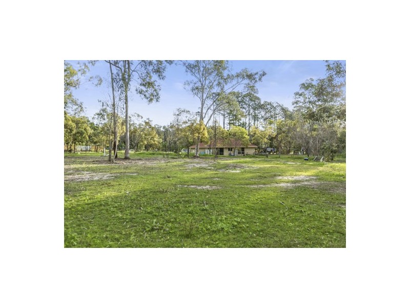 214 Park Ridge Rd, Park Ridge QLD 4125