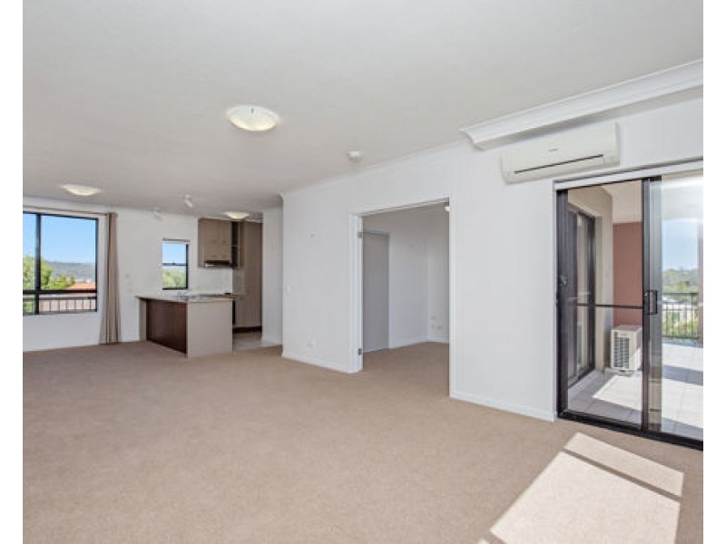 35/2 Geraldton Drive, Varsity Lakes QLD 4227