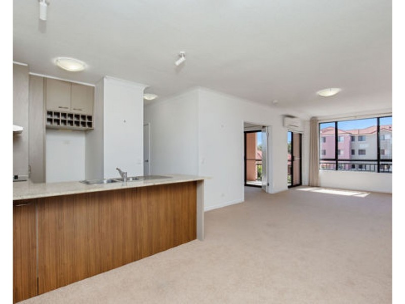 35/2 Geraldton Drive, Varsity Lakes QLD 4227