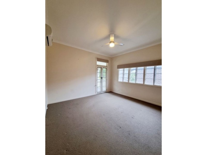 1 / 202 Fryar Road, Eagleby QLD 4207