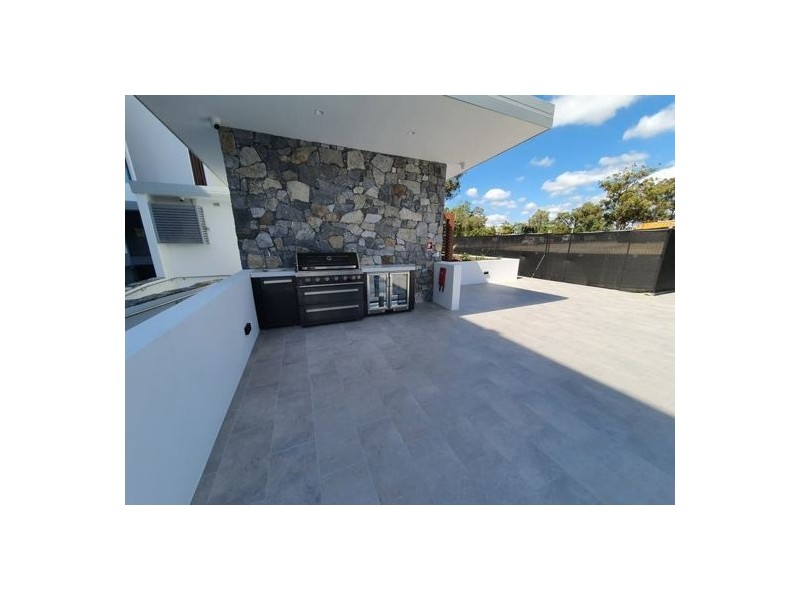 15/15 Tallowwood St, Seven Hills QLD 4170