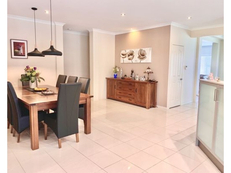 14 Backhousia Ct, North Lakes QLD 4509