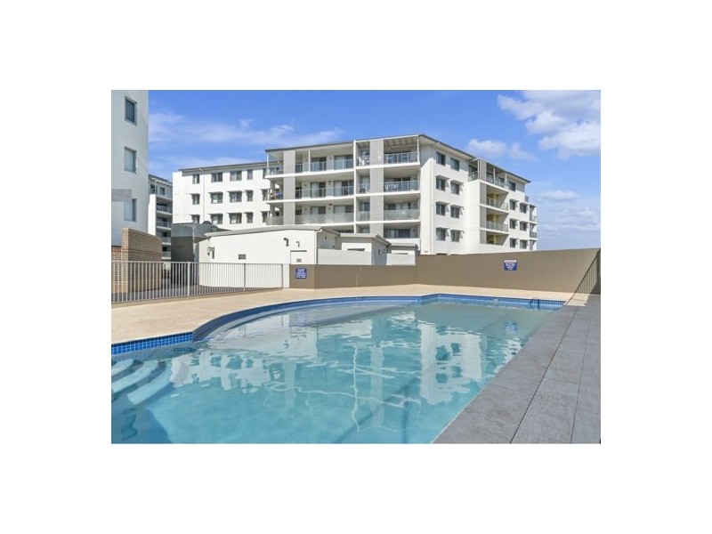B201/10 Cornelia Road, Toongabbie NSW 2146