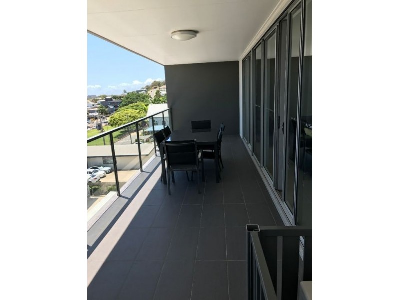 14 104-106 central lane, Gladstone QLD 4680