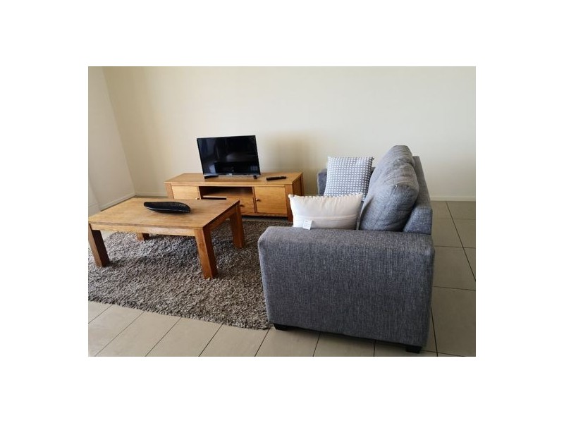 14 104-106 central lane, Gladstone QLD 4680