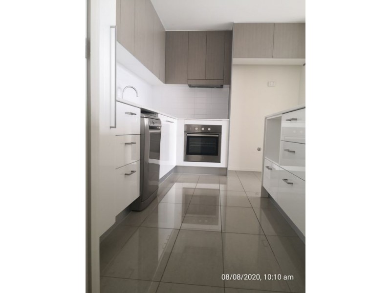 14 104-106 central lane, Gladstone QLD 4680