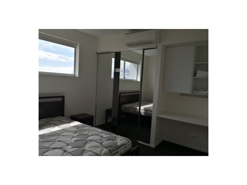 14 104-106 central lane, Gladstone QLD 4680