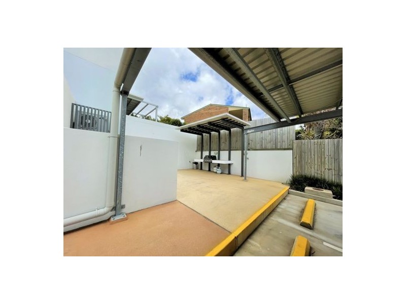 14 104-106 central lane, Gladstone QLD 4680