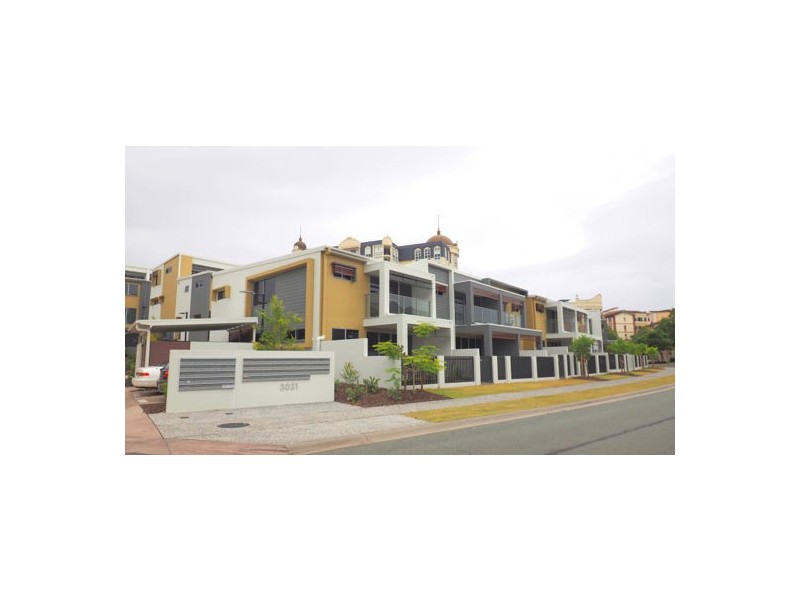 27/3031 The Boulevard, Carrara QLD 4211