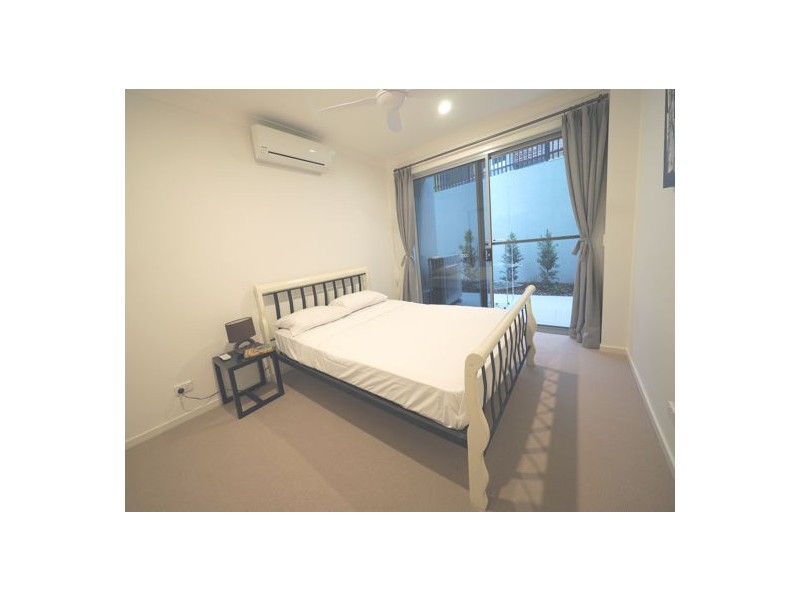 27/3031 The Boulevard, Carrara QLD 4211