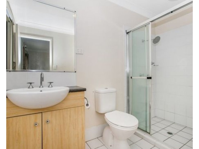 5/18 Geraldton Drive, Varsity Lakes QLD 4227
