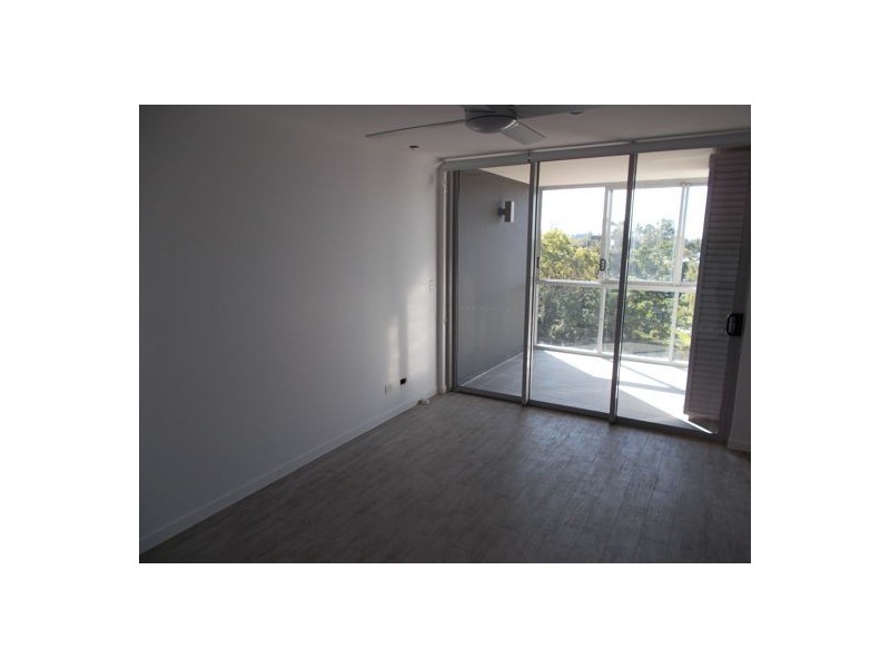 8D / 25-29 Regent Street, Woolloongabba QLD 4102