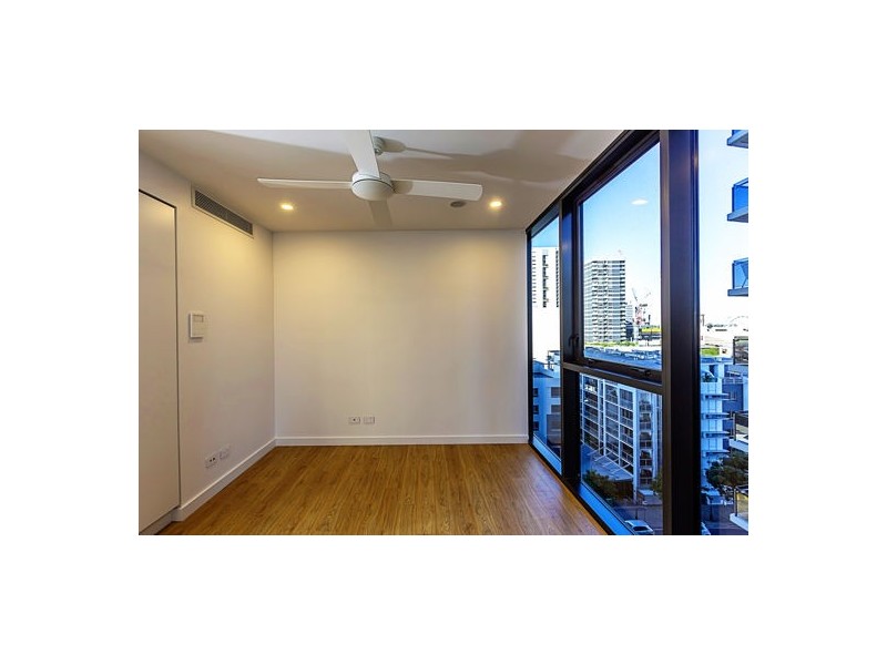 31206 – 2 1 Cordelia St, South Brisbane QLD 4101