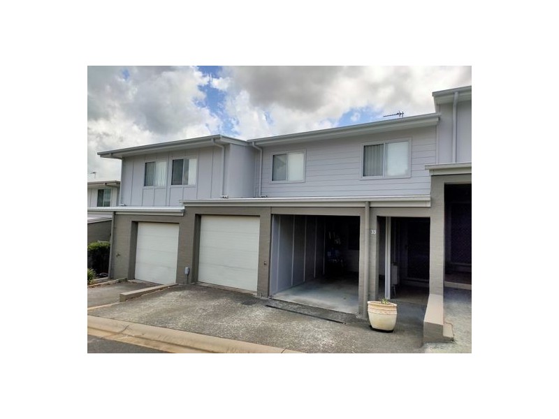 33/2 Sangster Crescent, Pacific Pines QLD 4211