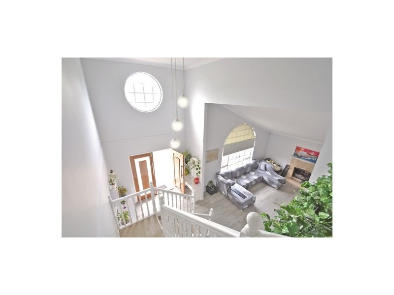 11 Bazille Place, Forest Lake QLD 4078