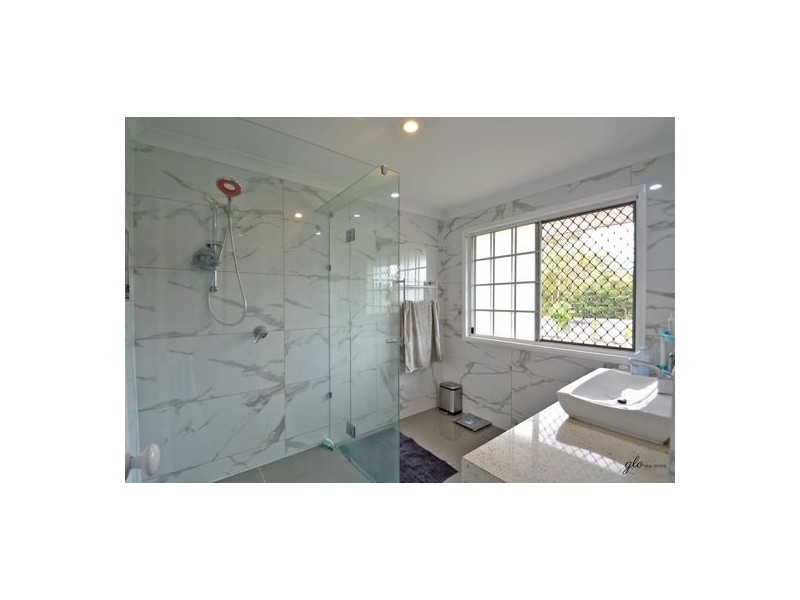 11 Bazille Place, Forest Lake QLD 4078