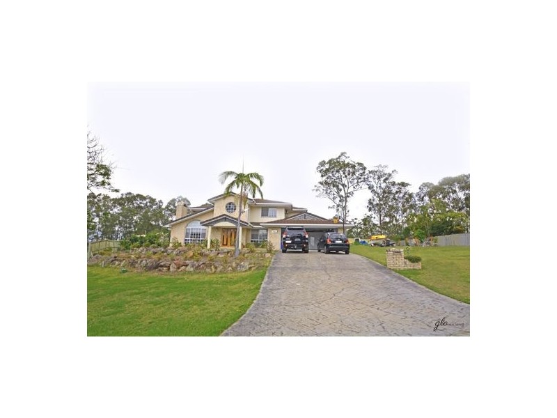11 Bazille Place, Forest Lake QLD 4078