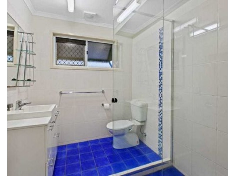 23 Landsdowne Street, Coorparoo QLD 4151